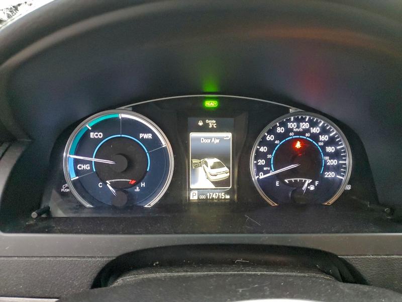 Фото 9 - TOYOTA CAMRY