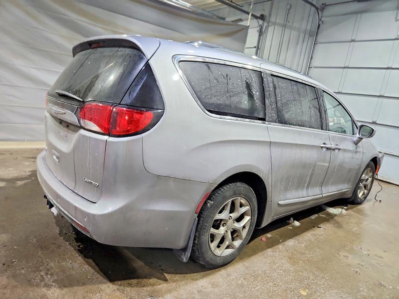 Фото 3 - CHRYSLER PACIFICA