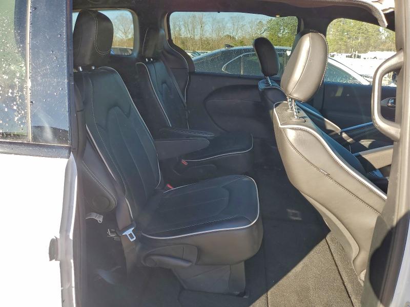 Фото 11 - CHRYSLER PACIFICA