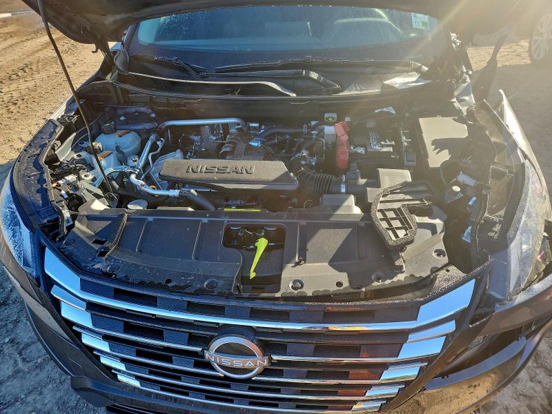 Фото 12 - NISSAN ROGUE