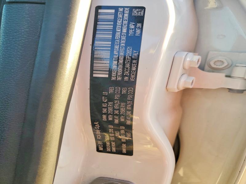 Фото 13 - JEEP RENEGADE