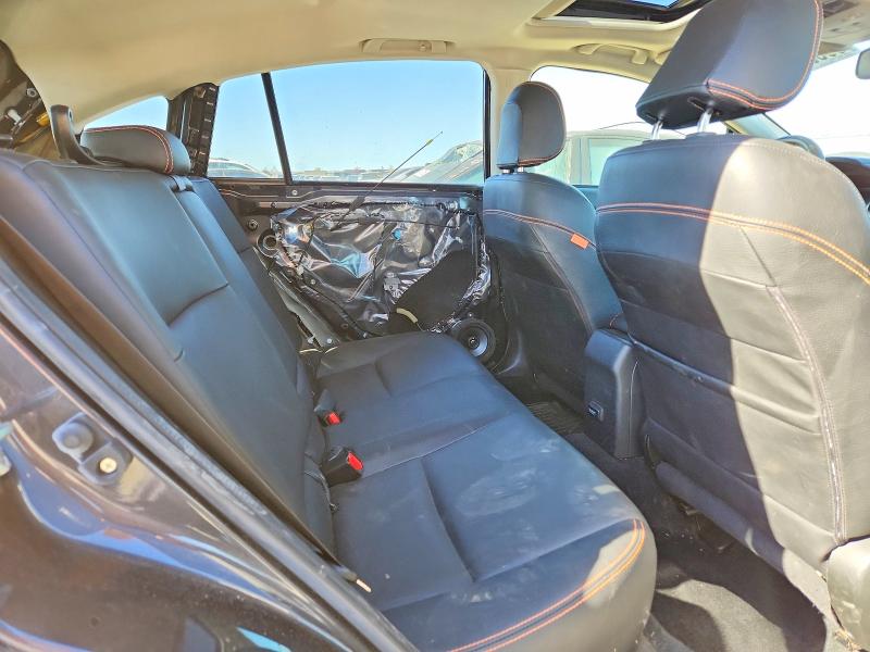 Фото 11 - SUBARU CROSSTREK