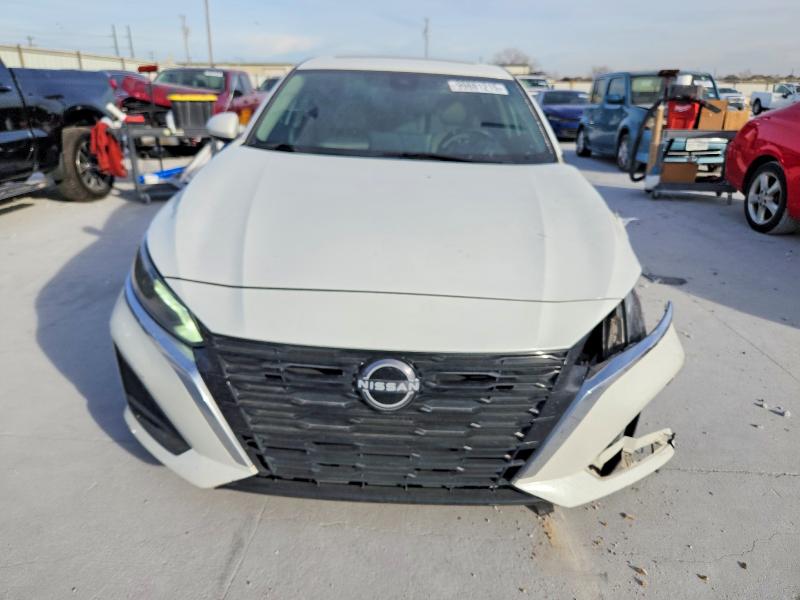 Фото 5 - NISSAN ALTIMA