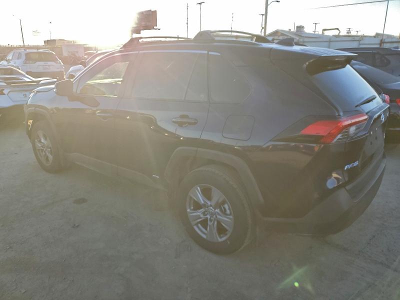 Фото 2 - TOYOTA RAV4