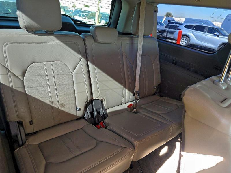 Фото 12 - FORD EXPEDITION