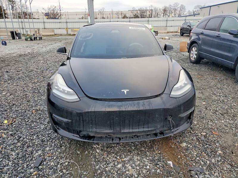 Фото 5 - TESLA MODEL 3