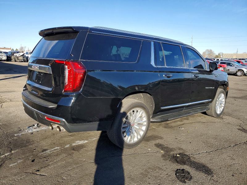 Фото 3 - GMC YUKON