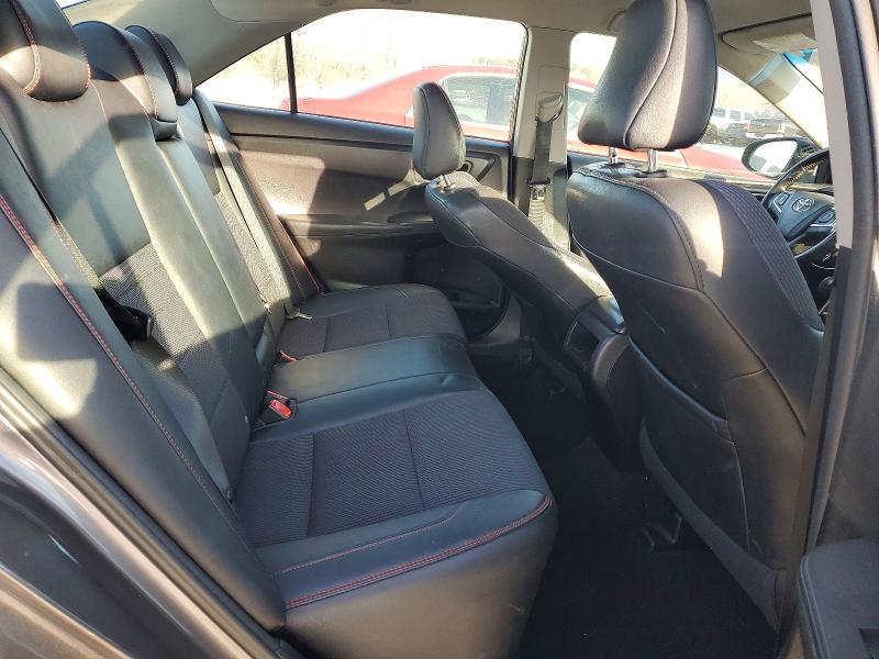 Фото 10 - TOYOTA CAMRY