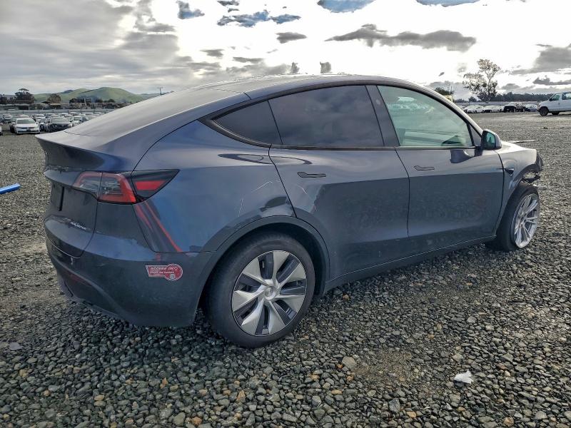 Фото 3 - TESLA MODEL Y