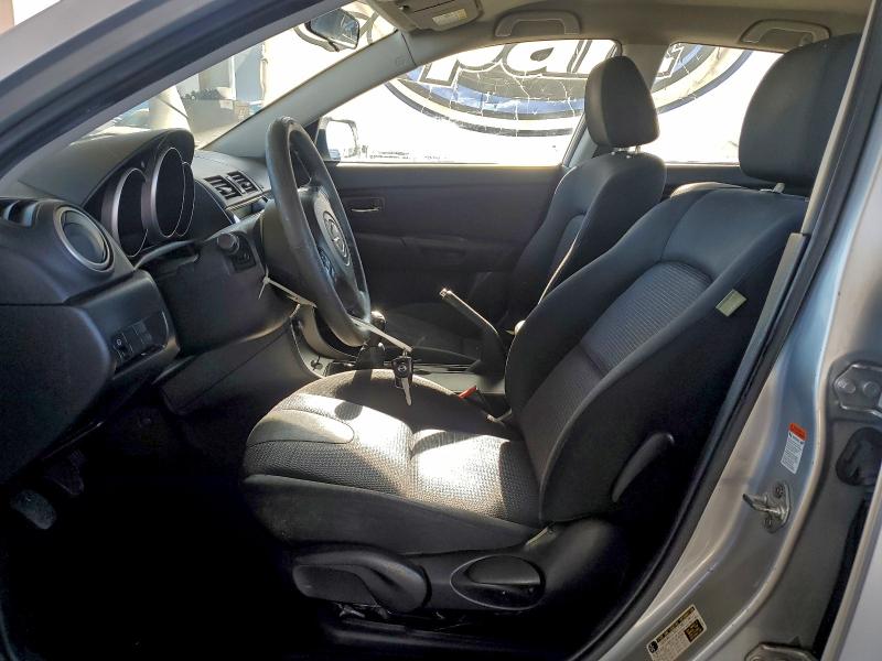 Фото 7 - MAZDA 3