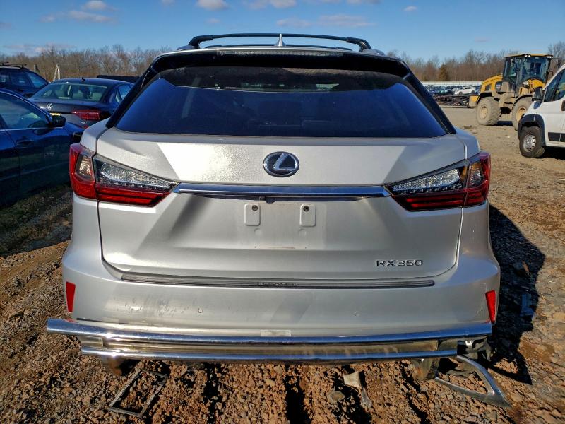 Фото 6 - LEXUS RX350