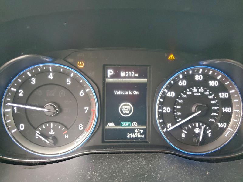 Фото 9 - HYUNDAI KONA