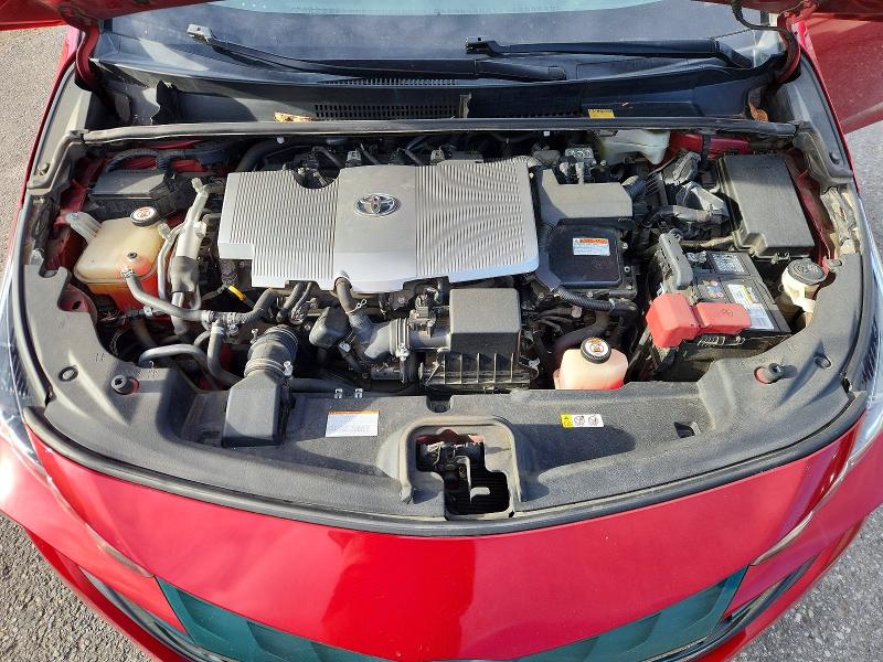 Фото 11 - TOYOTA PRIUS