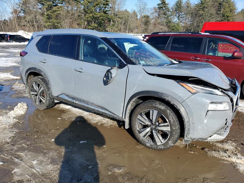 Фото 4 - NISSAN ROGUE