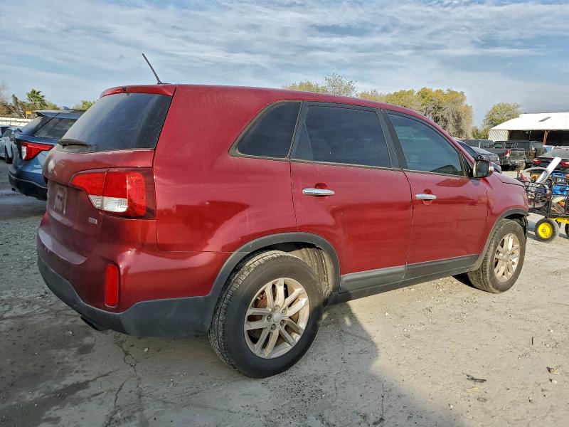 Фото 3 - KIA SORENTO