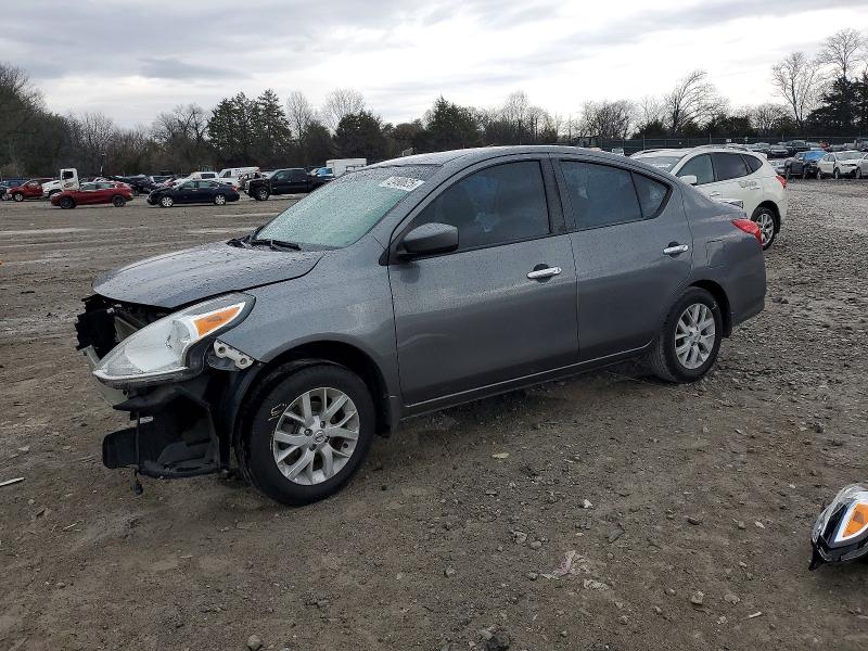 Фото 1 - NISSAN VERSA