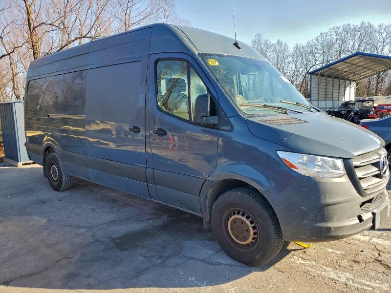 Фото 4 - MERCEDES-BENZ SPRINTER