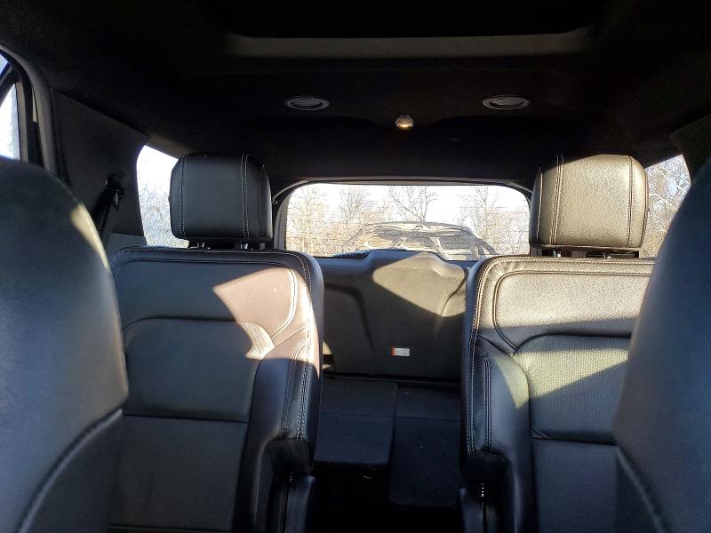 Фото 10 - FORD EXPLORER