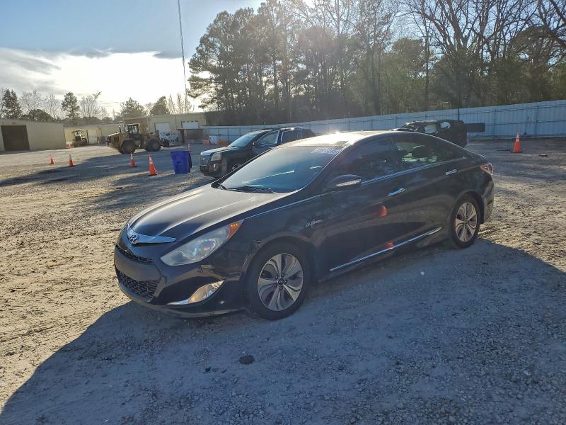 Фото 1 - HYUNDAI SONATA