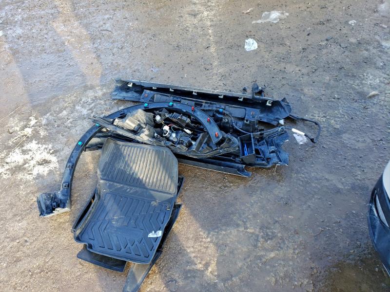 Фото 13 - MITSUBISHI ECLIPSE