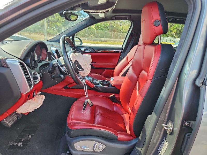 Фото 7 - PORSCHE CAYENNE
