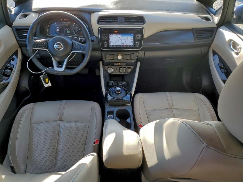 Фото 8 - NISSAN LEAF