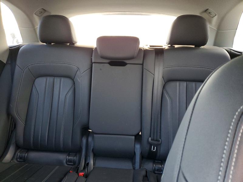 Фото 10 - AUDI Q5