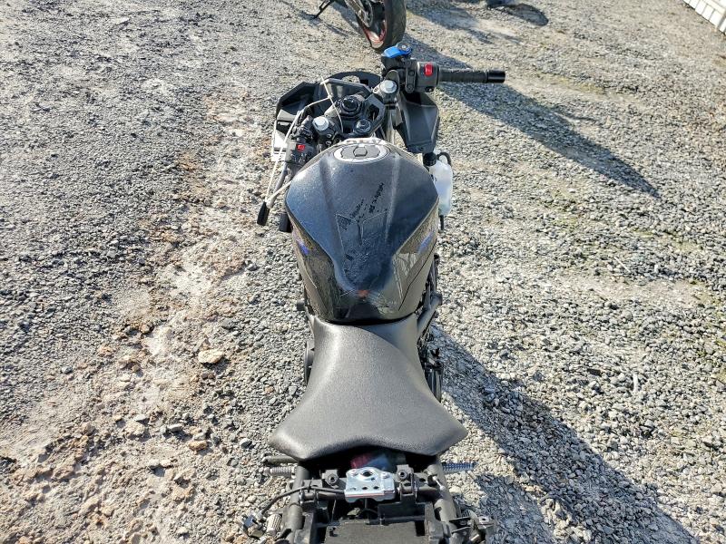 KAWASAKI EX500 A 2025