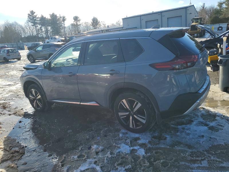 Фото 2 - NISSAN ROGUE