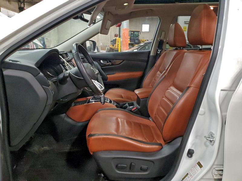 Фото 7 - NISSAN ROGUE