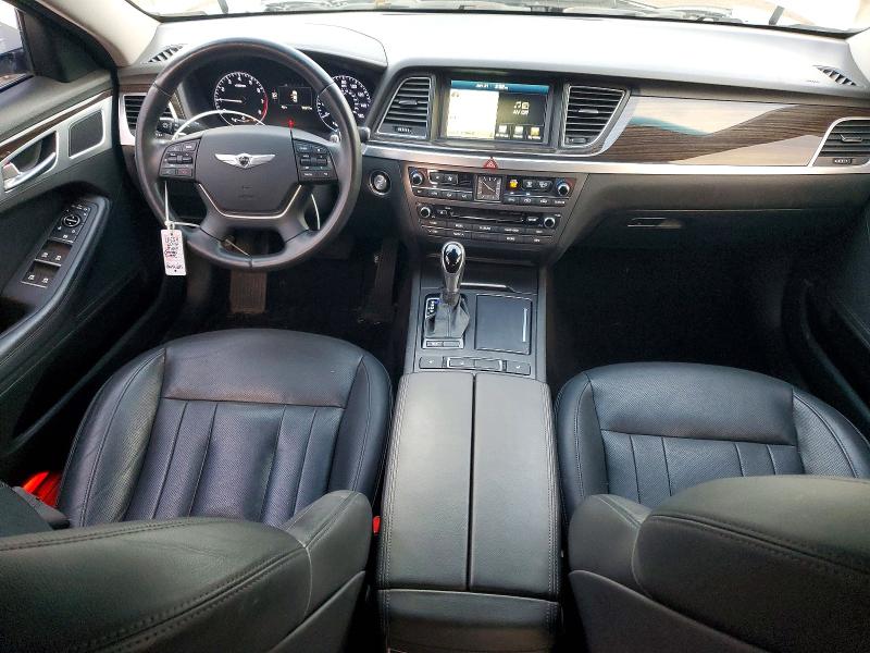 Фото 8 - HYUNDAI GENESIS