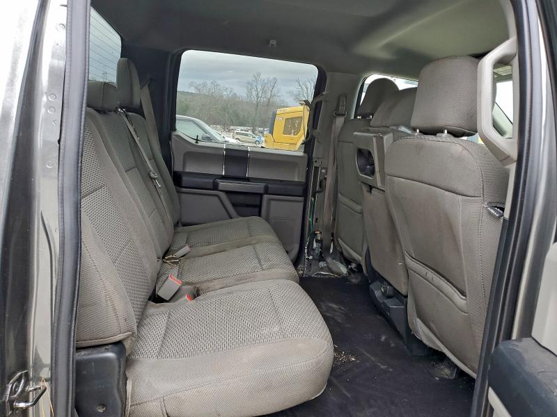 Фото 10 - FORD F-150