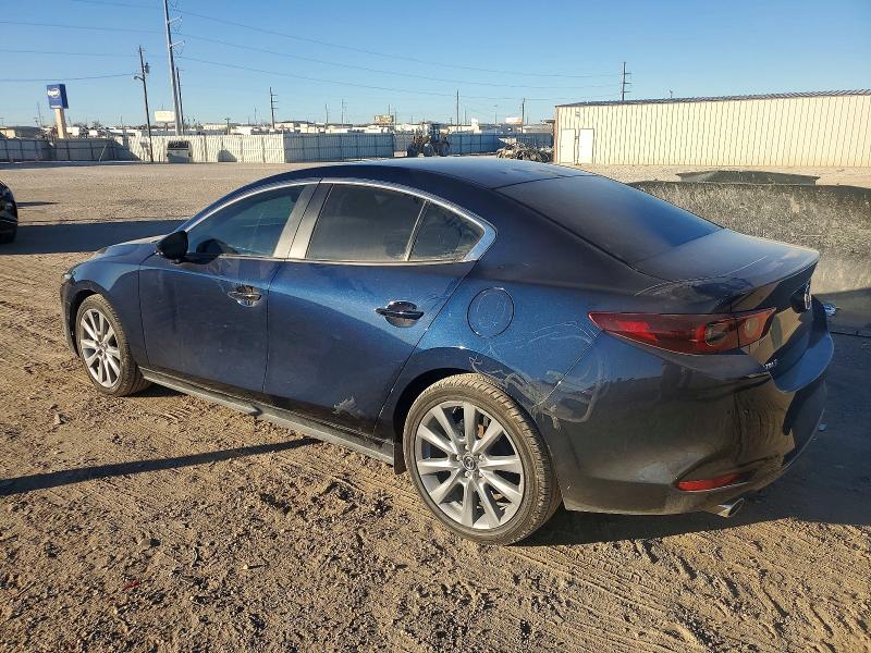 Фото 2 - MAZDA 3