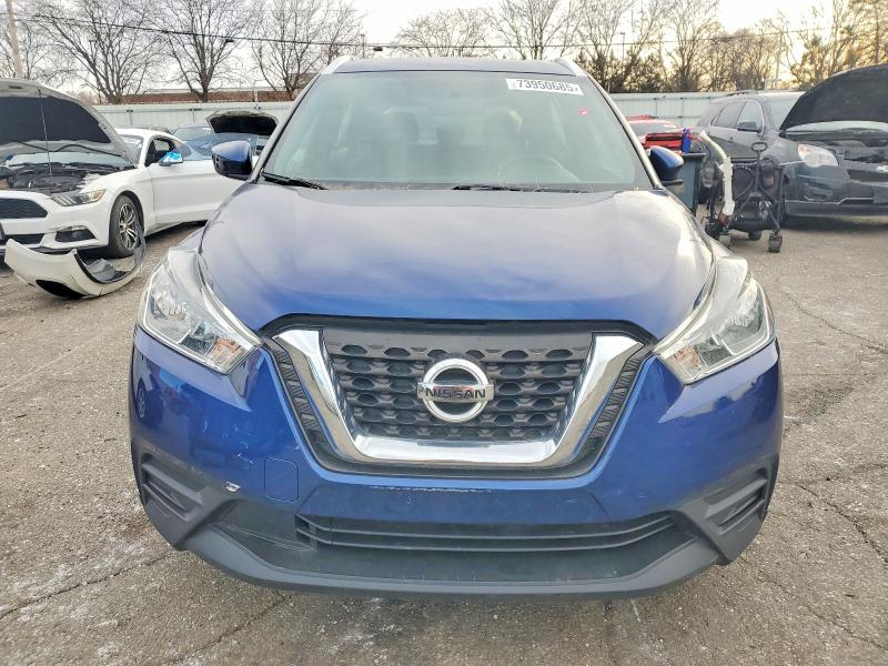 Фото 5 - NISSAN KICKS