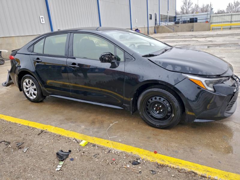 Фото 4 - TOYOTA COROLLA