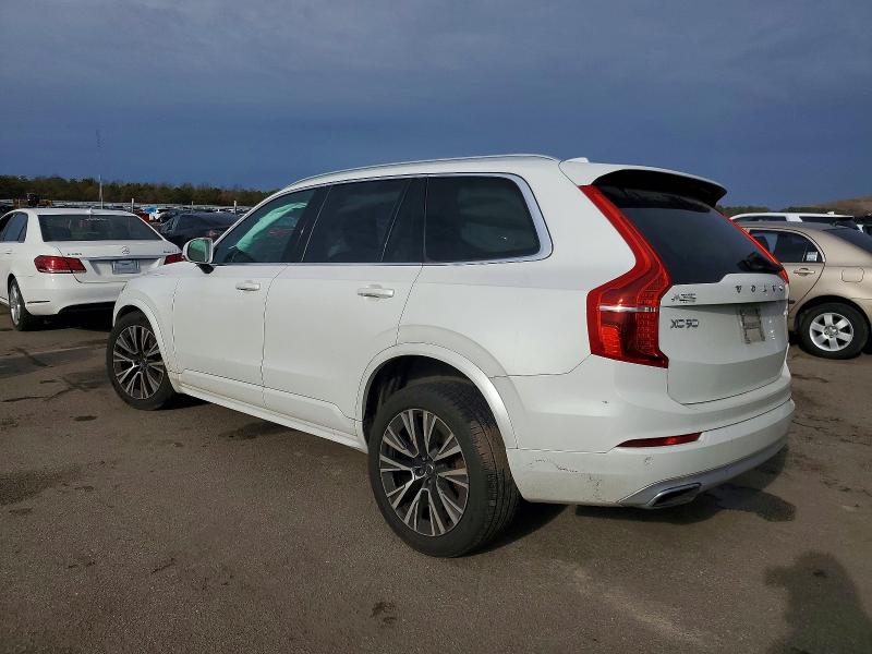 Фото 2 - VOLVO XC90