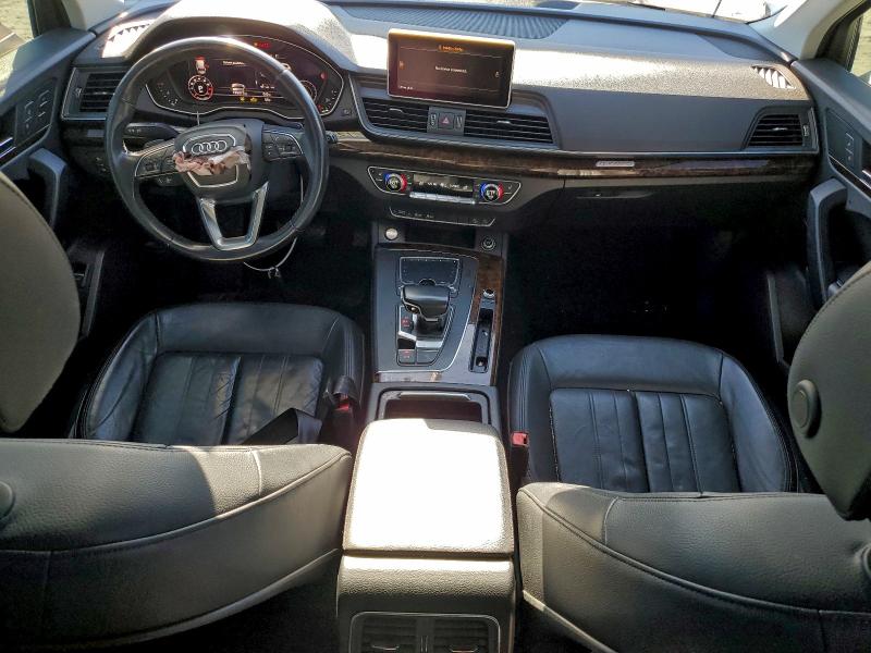 Фото 8 - AUDI Q5