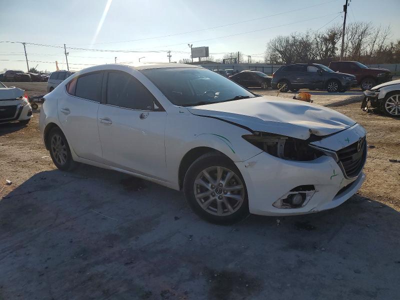 Фото 4 - MAZDA 3