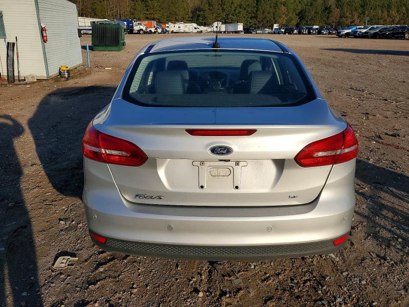 Фото 6 - FORD FOCUS