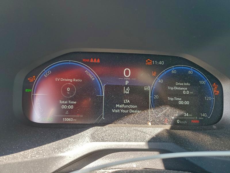 Фото 9 - TOYOTA RAV4