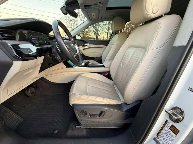 AUDI E-TRON 2021 VIN WA1AAAGE8MB010286