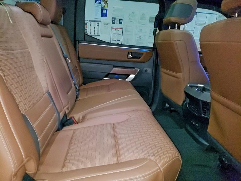 Фото 10 - TOYOTA TUNDRA