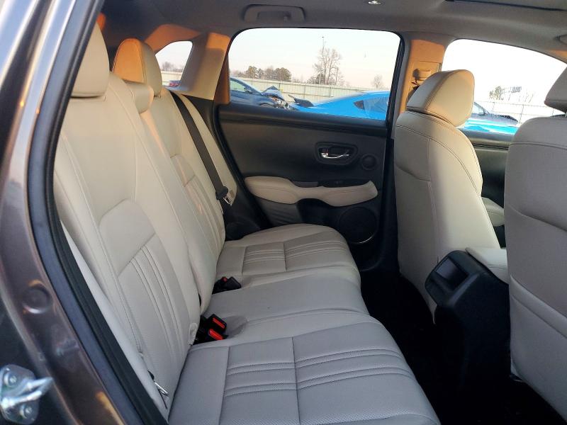 Фото 11 - HONDA HR-V