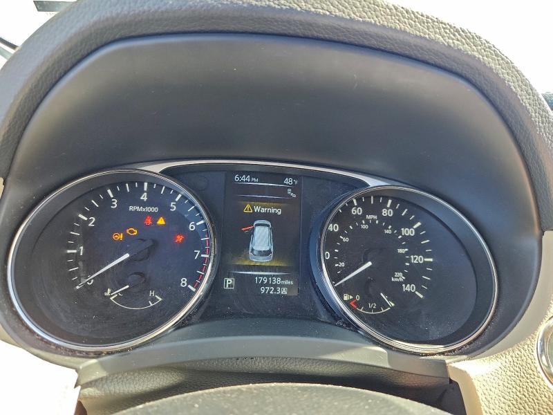 Фото 9 - NISSAN ROGUE