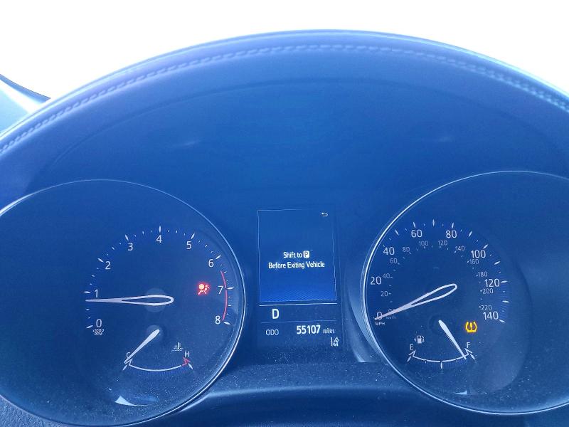 Фото 9 - TOYOTA C-HR