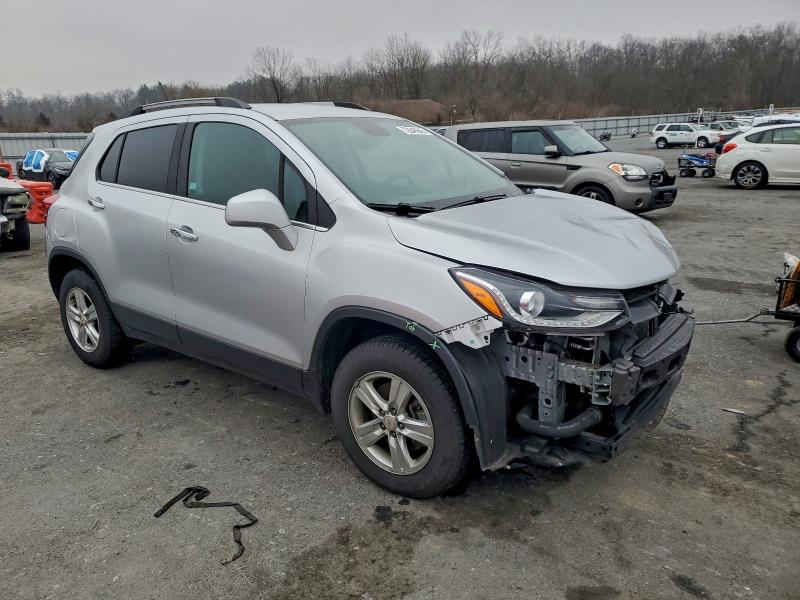 Фото 4 - CHEVROLET TRAX