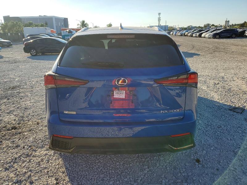 Фото 6 - LEXUS NX