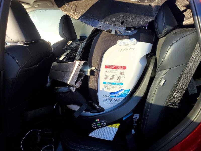 Фото 11 - MITSUBISHI OUTLANDER