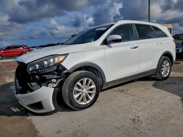 Фото 1 - KIA SORENTO