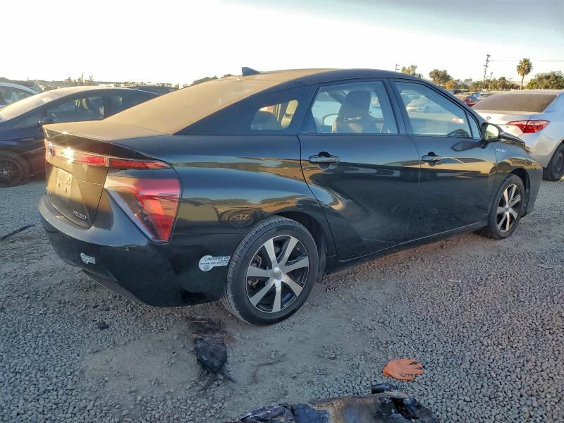 Фото 3 - TOYOTA MIRAI